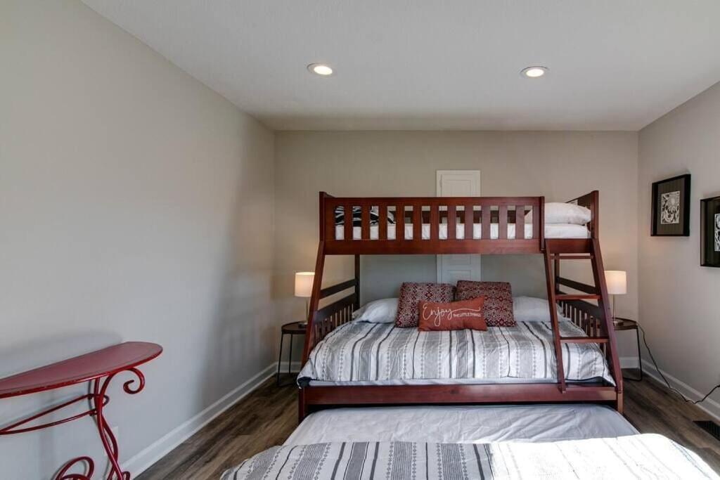 The Residence At Hilltop Acres - Clarksville, Tn Ngoại thất bức ảnh